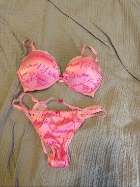 Victoria's Secret Pink Logo Push-Up Bra & Cheeky Panty Set
